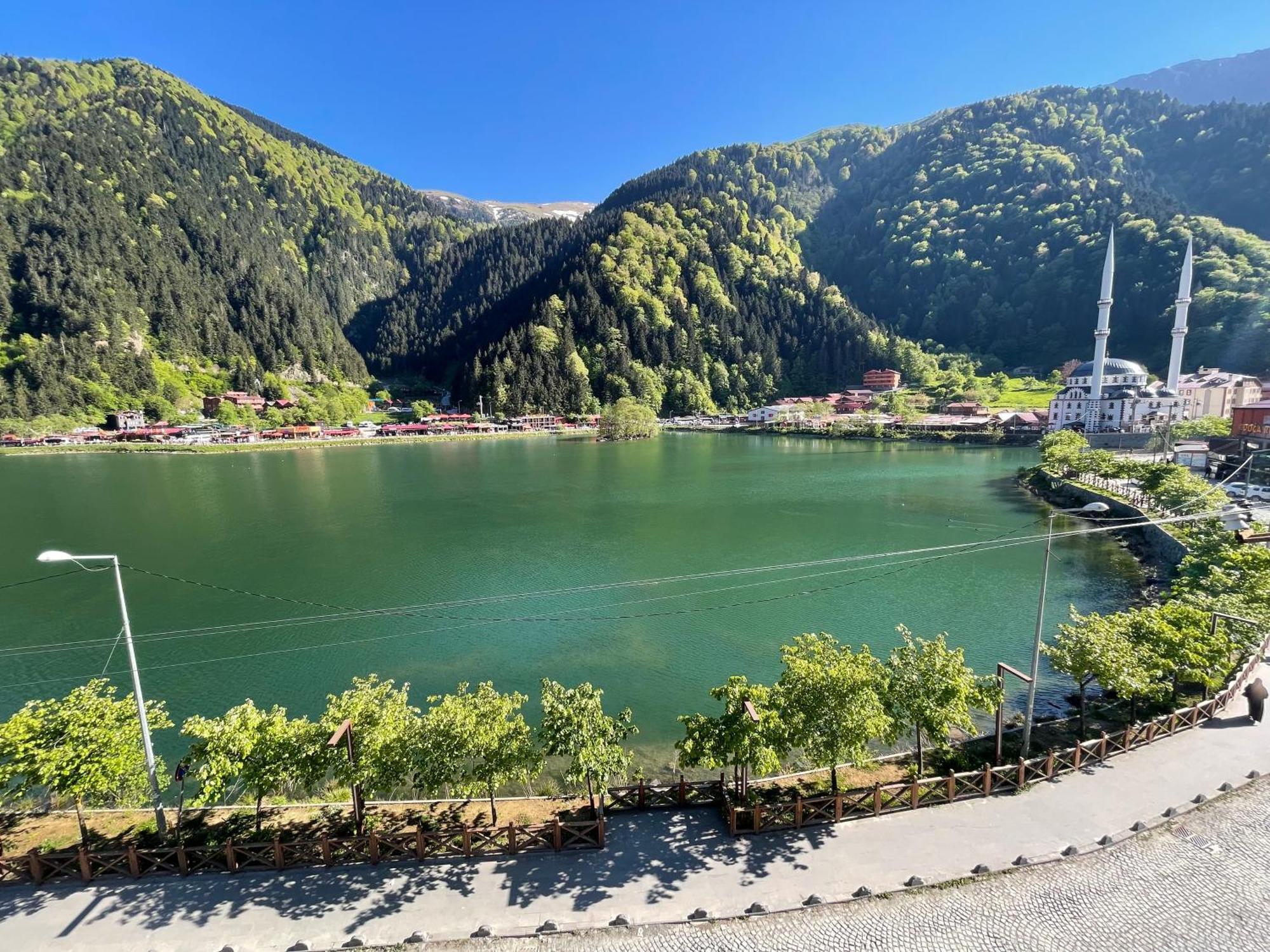 Ozkan Otel Uzungöl Exterior foto