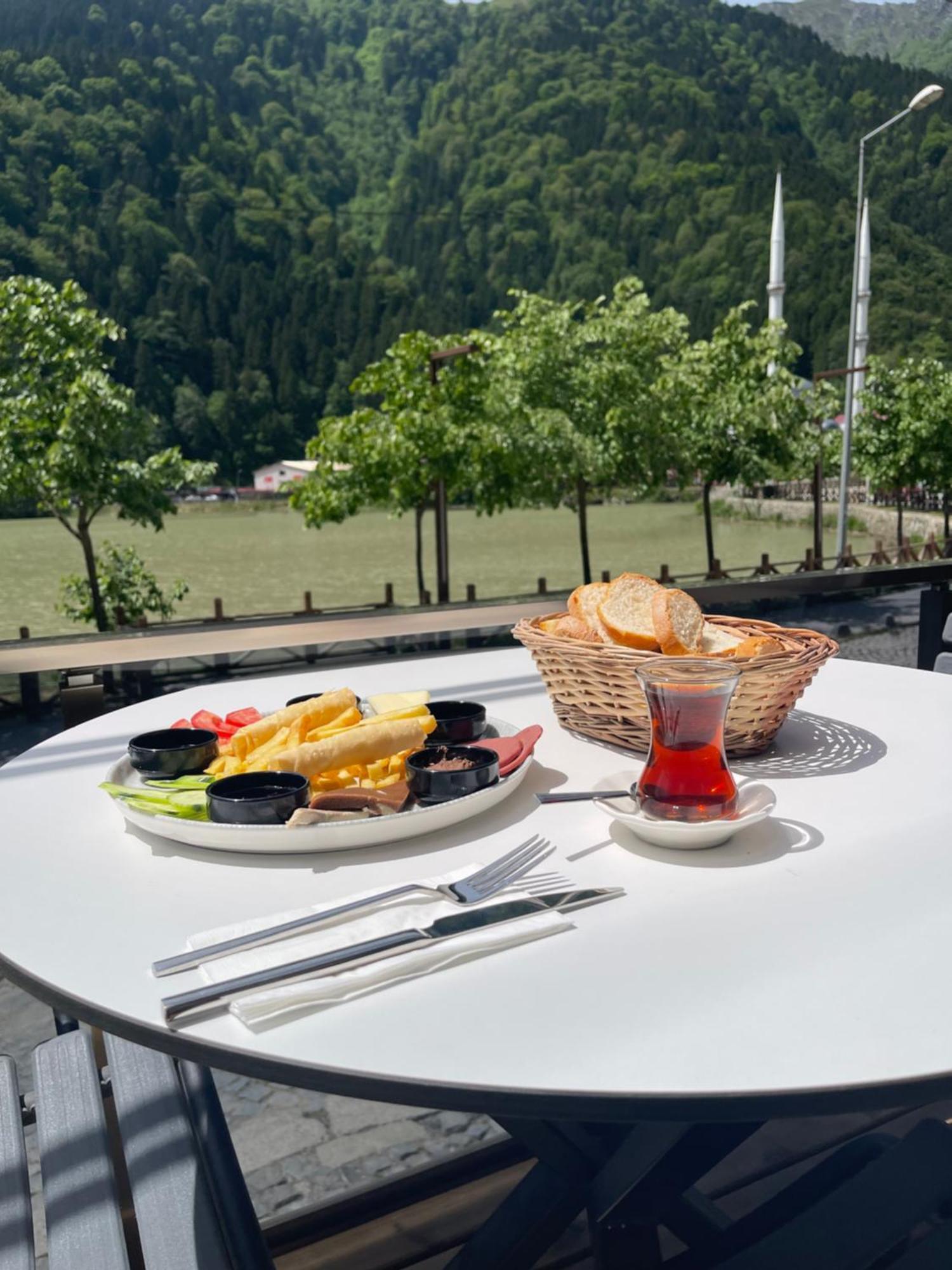 Ozkan Otel Uzungöl Exterior foto